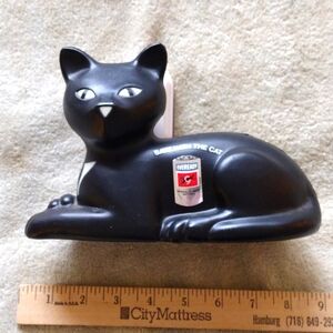 1981 Eveready 'Save With the Cat's plastic bank